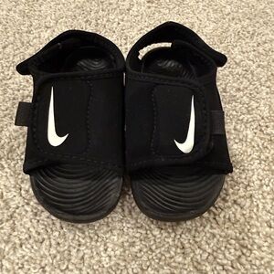 Nike Kids Black and White Sandals